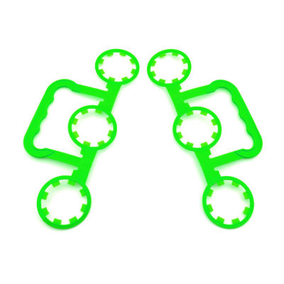 Lichtgewicht plastic draaghandvat voor drie flessen met flesbandclip